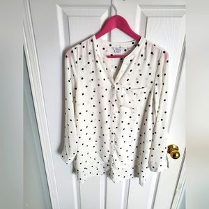 Reitmans Poka dot long sleeve blouse